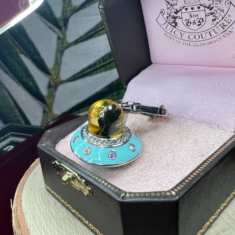 NWT Juicy Couture Yorker Alien Charm 💘🛸 - Picture 4 of 8